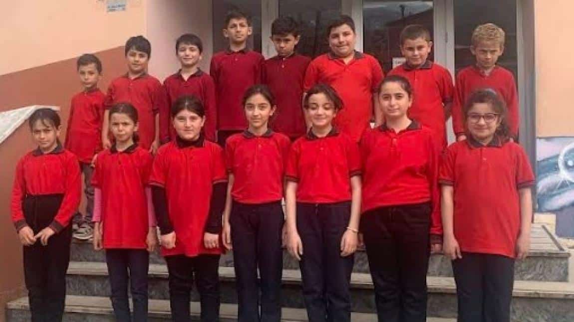 2025-2026 EĞİTİM ÖĞRETİM YILI OKUL KIYAFETLERİMİZ.